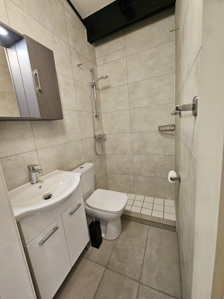 d67a5eeb-35d8-4958-a0fb-00c2fff70bd5